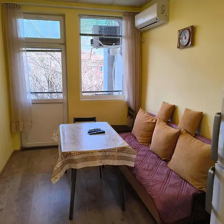 Krasi 1 - With Hydrophore System Apartament Plevna