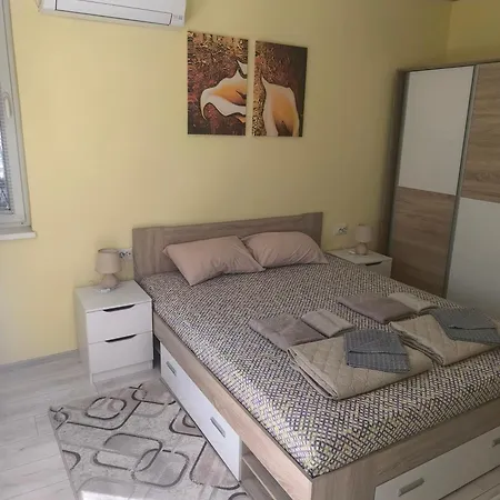 Krasi 1 - With Hydrophore System Apartmán *