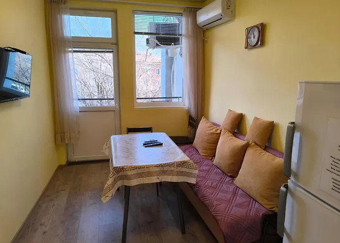 Krasi 1 - With Hydrophore System 公寓 普列文